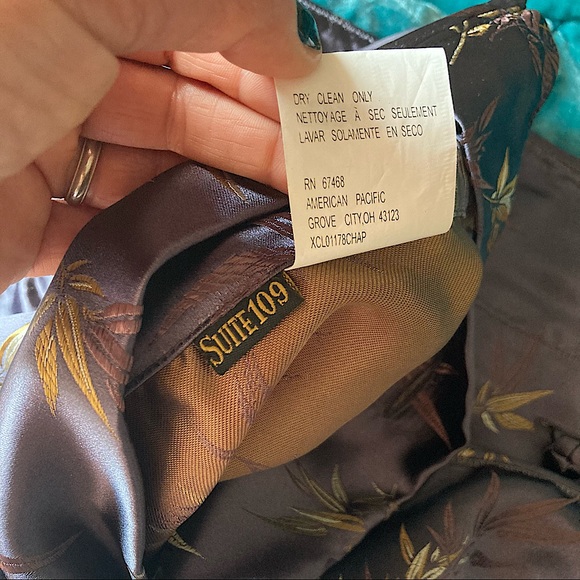 Suite 109 Bamboo Brocade king pillowcases ~ NWOT - Picture 7 of 14